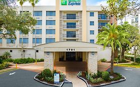 Holiday Inn Express & Suites Ft. Lauderdale-Plantation